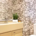 Apartment Gray D'albion Yourhosthelper *